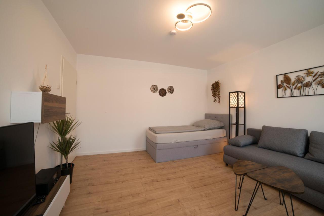 Schoene Grosse Ferienwohnung 79M2 Und 2 Baeder, Zentrumnah, 2Og Erfurt Eksteriør bilde